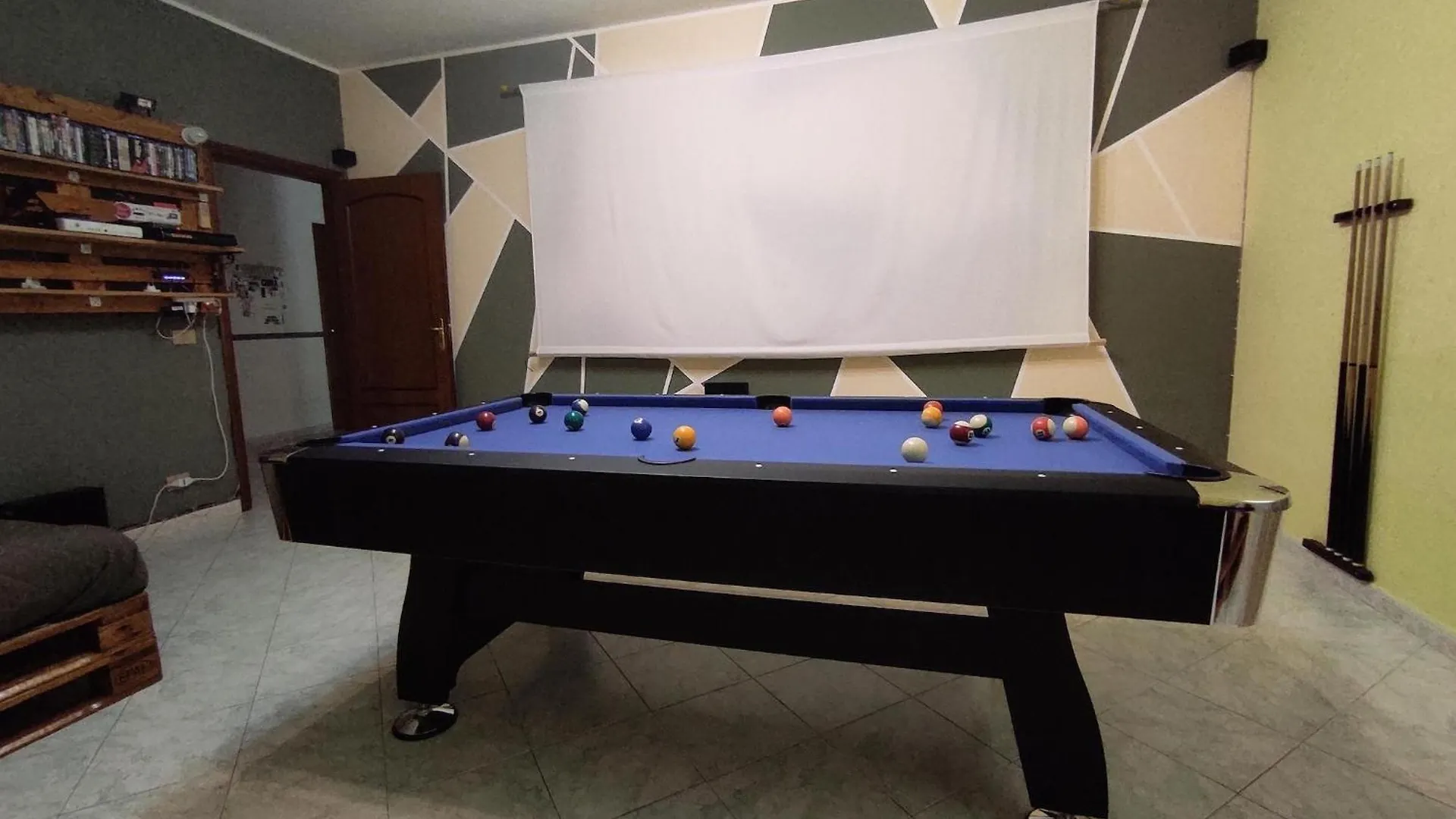 סנטה ונרינה Apartment With Air Conditioning And Salt Pool